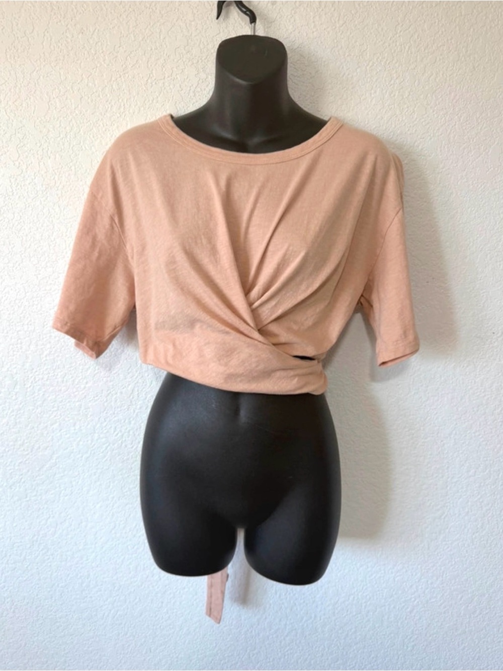 aerie Blush Twist-Front Crop Top